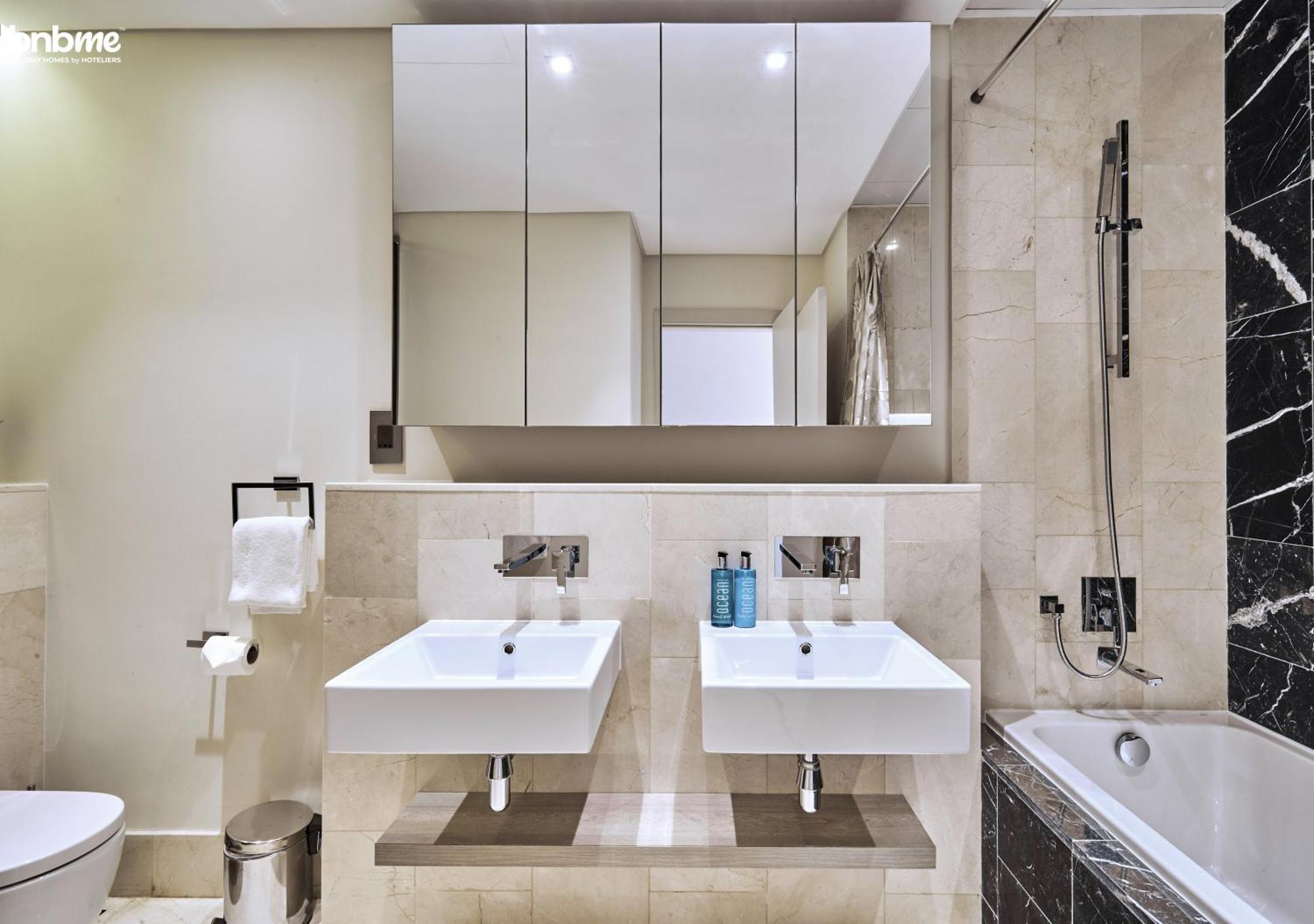 Bnbme - Th8 Palm Hotel Dubai Luaran gambar